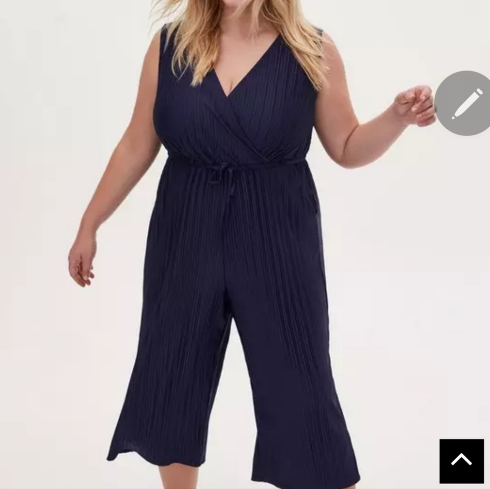 Torrid 2x Navy Pleated Knit Surplice Drawstring Culotte Jumpsuit